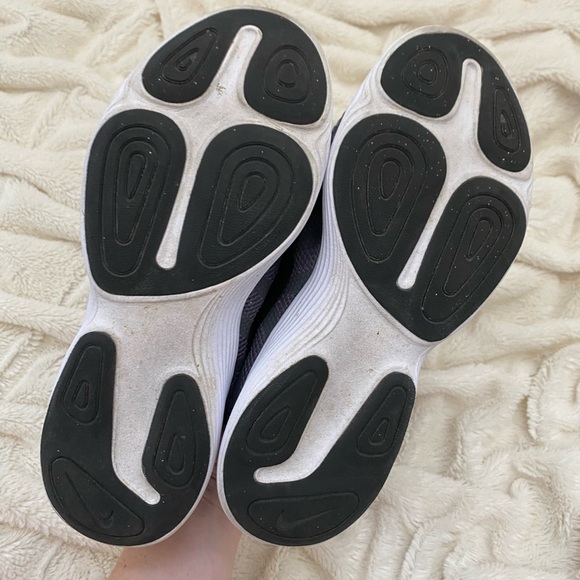 Nike Revolution 4 grey running sneakers - Picture 4 of 5